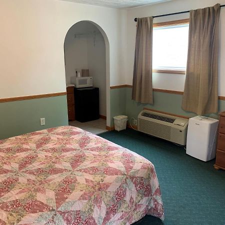 Haven Inn Glen Dale Esterno foto